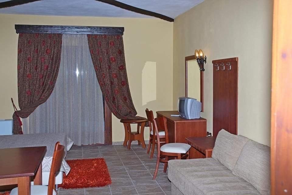 Tsigoura Verde Resort Mikros Prinos Luaran gambar
